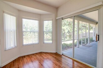 2128 NW 47 Pl in Gainesville, FL - Building Photo - Building Photo