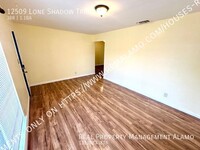 12509 Lone Shadow Trail in Live Oak, TX - Building Photo - Building Photo