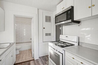 504 Calhoun St NW in Atlanta, GA - Building Photo - Building Photo