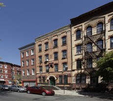 861 Greene Ave in Brooklyn, NY - Building Photo