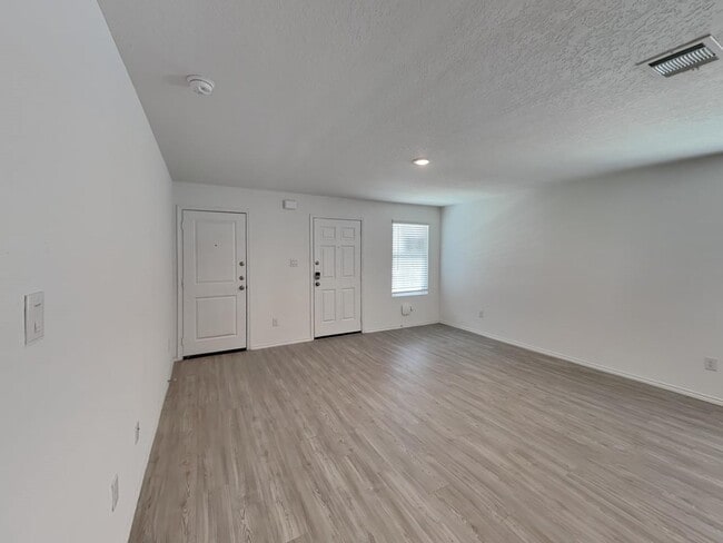 5310 Devils Rdg in Converse, TX - Building Photo - Building Photo