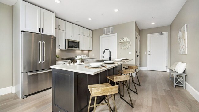 350 Oliver Ave, Unit 903 in Pittsburgh, PA - Foto de edificio - Building Photo