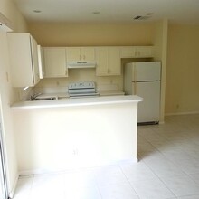 251 Leland Ln in Greenacres, FL - Building Photo - Building Photo