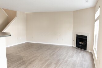 5008 Stratford Pine Ln in Dublin, OH - Building Photo - Building Photo