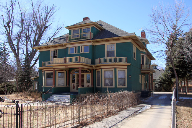 1922 N Cascade Ave in Colorado Springs, CO - Foto de edificio - Building Photo