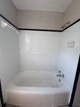 1407 Johnston Dr in Anniston, AL - Building Photo - Building Photo