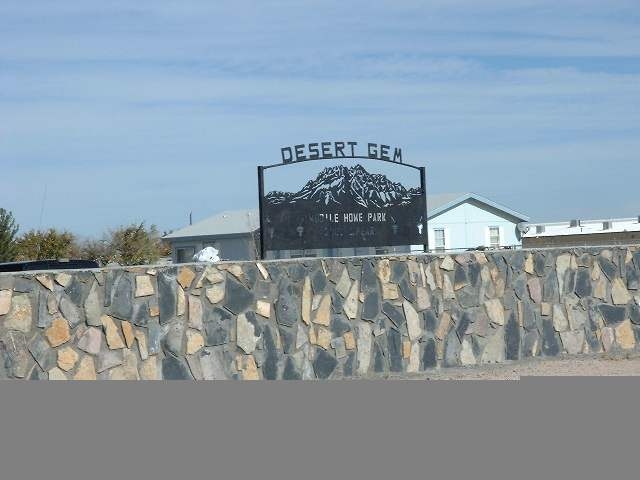 Desert Gem Mobile Home Park in Deming, NM - Foto de edificio