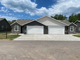 3718 Doolittle Dr in Stevens Point, WI - Building Photo
