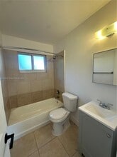 2891 NW 13th Ct in Fort Lauderdale, FL - Building Photo - Building Photo