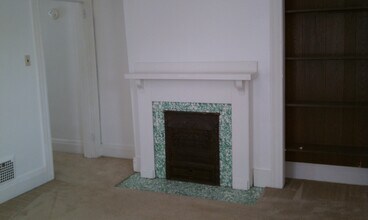 708 Chestnut St, Unit 2 in Greensburg, PA - Building Photo - Building Photo