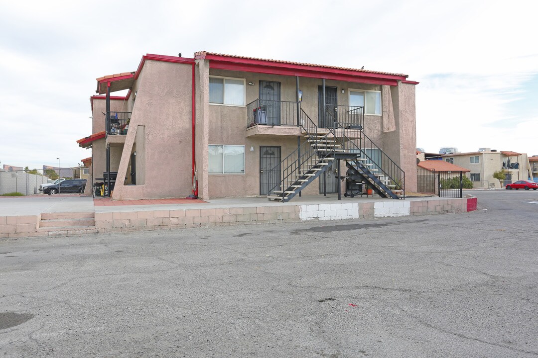 3611 Ala Dr in Las Vegas, NV - Building Photo