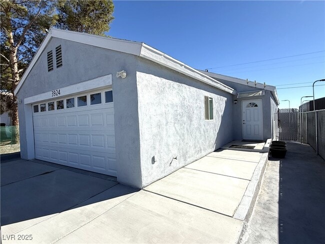 property at 3924 Mount Charleston Dr