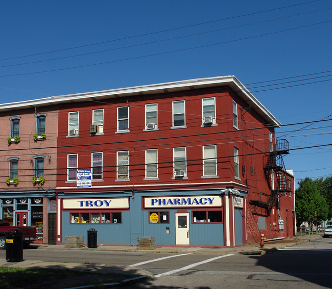 1612-1614 Lowrie St in Pittsburgh, PA - Building Photo - Building Photo