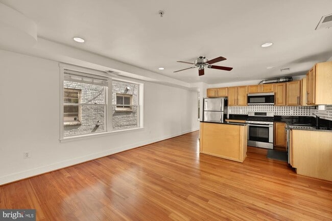 property at 610 Jefferson St NW