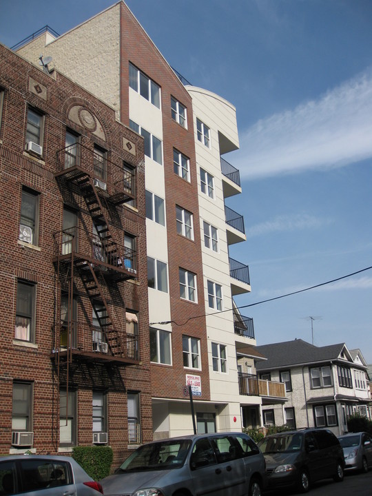 1492 E 12th St in Brooklyn, NY - Building Photo