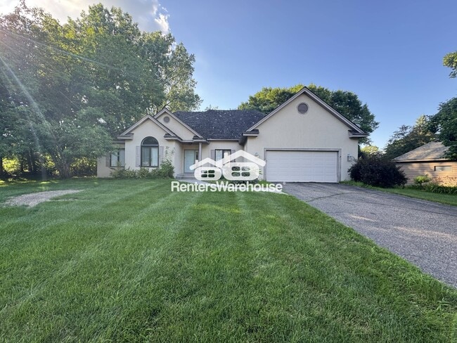 11176 Branching Horn in Eden Prairie, MN - Building Photo - Building Photo