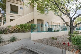 2251 Wigwam Pkwy, Unit 716 in Henderson, NV - Building Photo - Building Photo