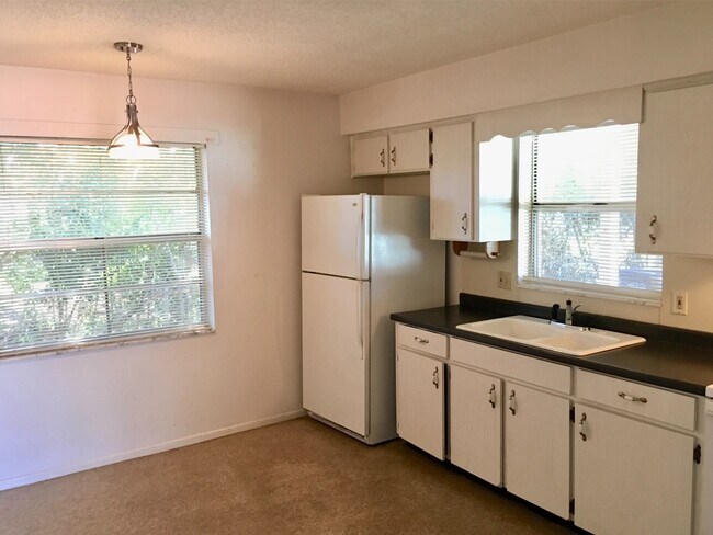 2023 Tennyson St-Unit -2023 in Lakeland, FL - Building Photo - Building Photo