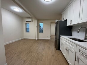 1733 Zerega Ave in Bronx, NY - Building Photo - Building Photo