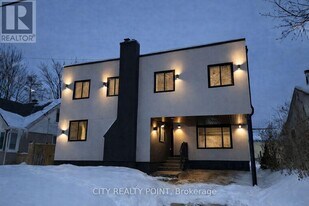 131 Camelia Ave in Ottawa, ON - Building Photo