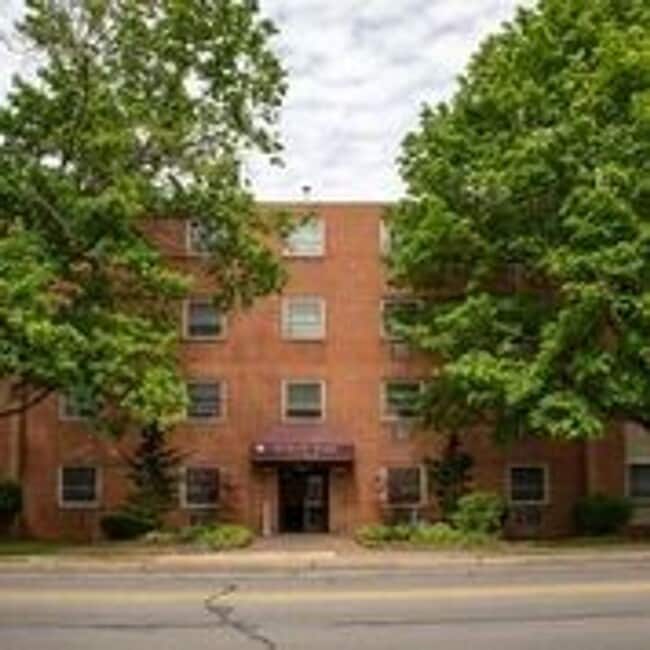 Allen & Pugh in State College, PA - Foto de edificio - Building Photo