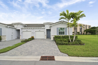 7053 Peters Ln in Delray Beach, FL - Building Photo - Building Photo