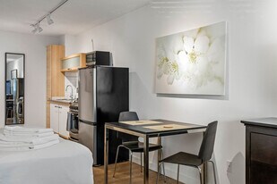 47 5th St NW in Atlanta, GA - Building Photo