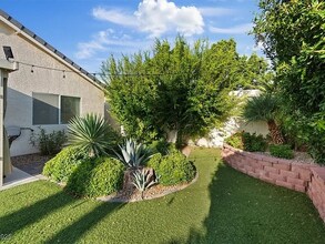 8840 W Ackerman Ave in Las Vegas, NV - Building Photo - Building Photo