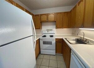 1600 Wilikina Dr in Mililani, HI - Building Photo - Building Photo