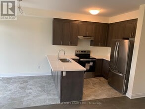 4 Little River Xing in Wasaga Beach, ON - Building Photo - Building Photo