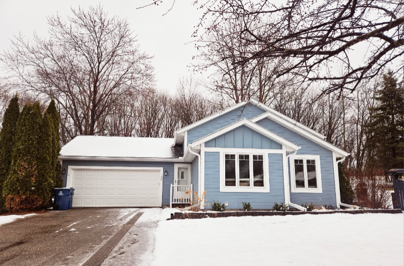 126 Willow Dr in Delano, MN - Building Photo