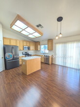 9808 Baranello Way in Elk Grove, CA - Building Photo - Building Photo