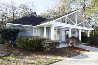 The George Apartment Homes in Savannah, GA - Foto de edificio - Building Photo