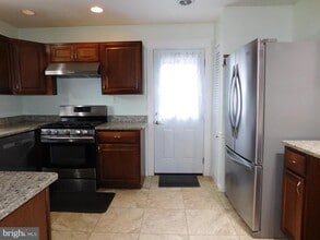 8428 Aubrey Dr in Manassas, VA - Building Photo - Building Photo