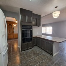 5033 Sitka Ln in Las Vegas, NV - Building Photo - Building Photo