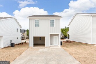 703 W Vincent Dr in Athens, GA - Building Photo - Building Photo