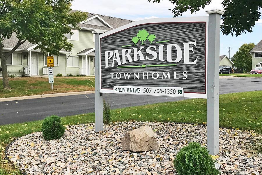 PARKSIDE TOWNHOMES OF REDWOOD FALLS in Redwood Falls, MN - Building Photo