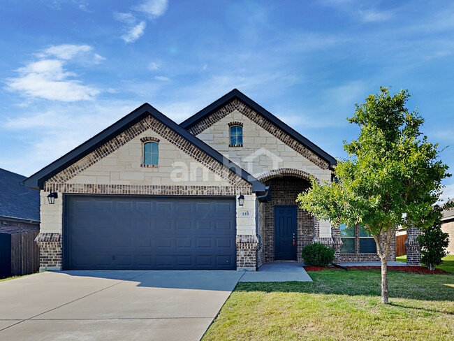 property at 215 Buckskin Dr