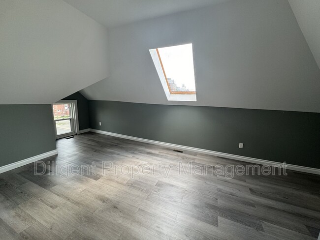 201 Rubidge St in Peterborough, ON - Building Photo - Building Photo