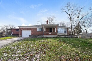 2461 Pinwood Ln in Cincinnati, OH - Building Photo