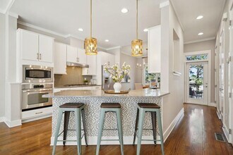 1199 Huff Rd NW in Atlanta, GA - Building Photo - Building Photo