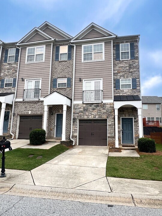 7726 Bucknell Terrace in Fairburn, GA - Building Photo