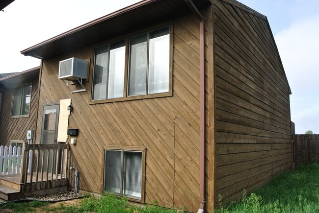 property at 1711 16th St NW