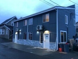 2715 Maple St in Everett, WA - Building Photo