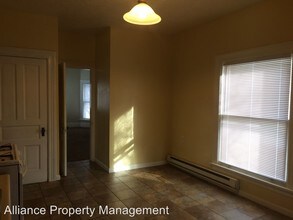 1633 W Main St in Fort Wayne, IN - Building Photo - Building Photo