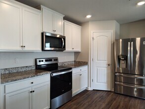9220 Creedmore Hills Dr in Charlotte, NC - Building Photo - Building Photo