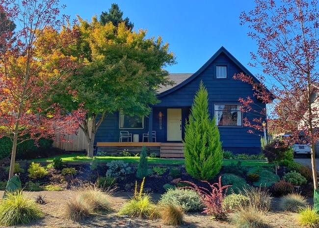 property at 6605 N Fenwick Ave