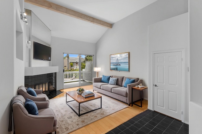 property at 8585 Via Mallorca