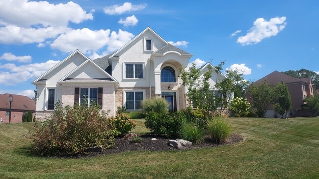 1295 Needham Cir E in York, PA - Building Photo - Building Photo