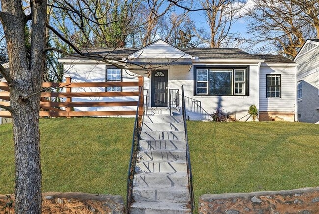 property at 1173 Fenwood St SW